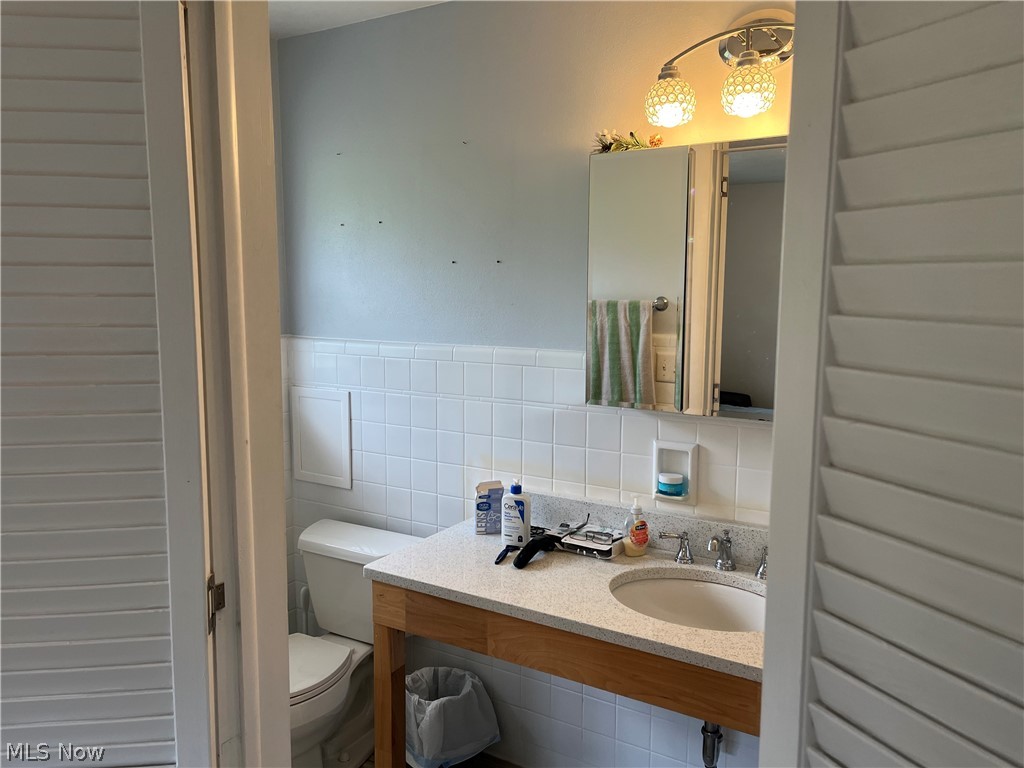 339 Garfield Steubenville OH 43952