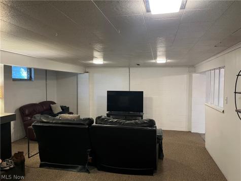 339 Garfield Steubenville OH 43952