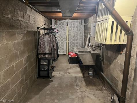 339 Garfield Steubenville OH 43952