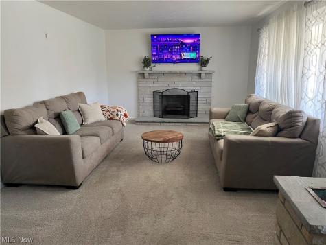 339 Garfield Steubenville OH 43952