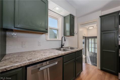 15541 Susan Drive Brook Park OH 44142