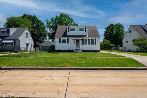 15541 Susan Drive Brook Park OH 44142