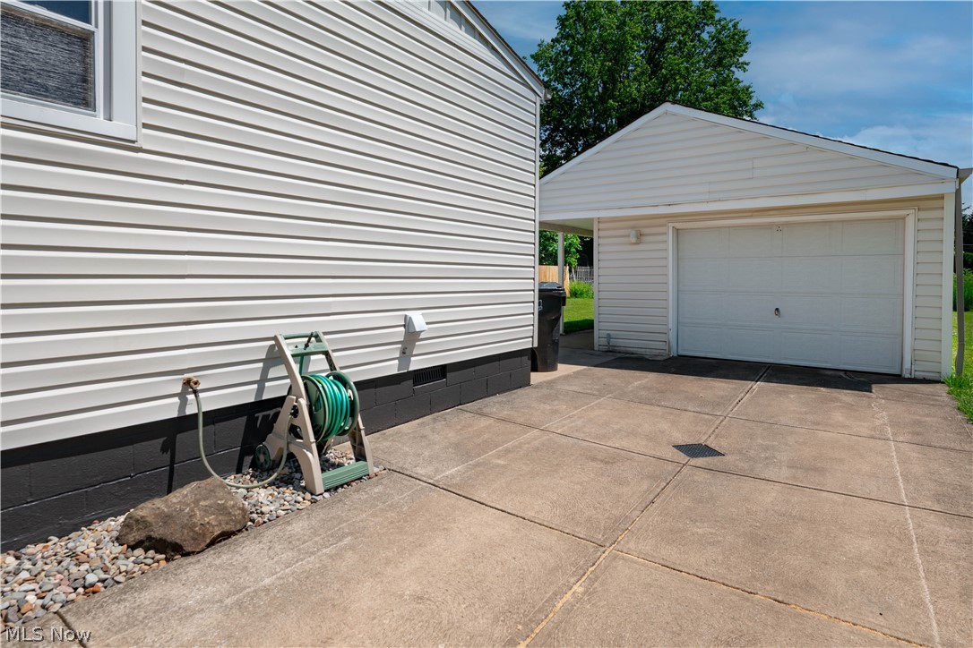 15541 Susan Drive Brook Park OH 44142