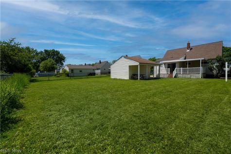 15541 Susan Drive Brook Park OH 44142