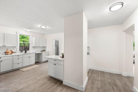 14149 Onaway Road Cleveland OH 44120