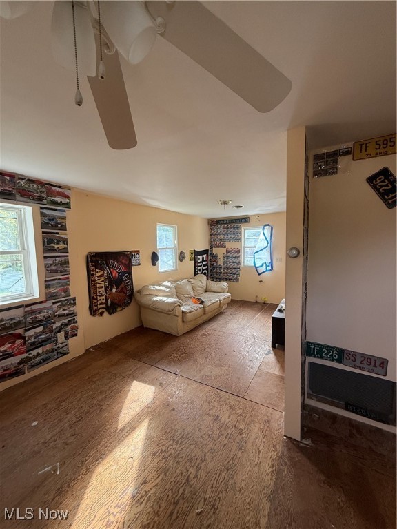 1945 Norwood Street NW Warren OH 44485