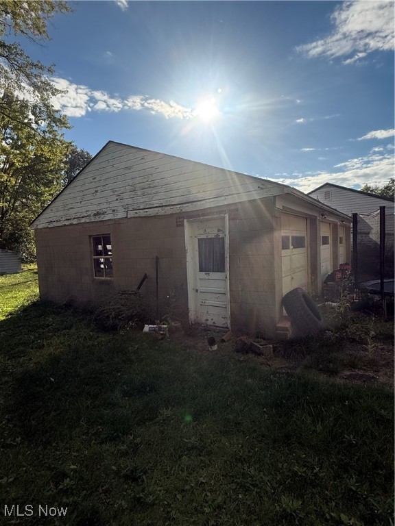 1945 Norwood Street NW Warren OH 44485