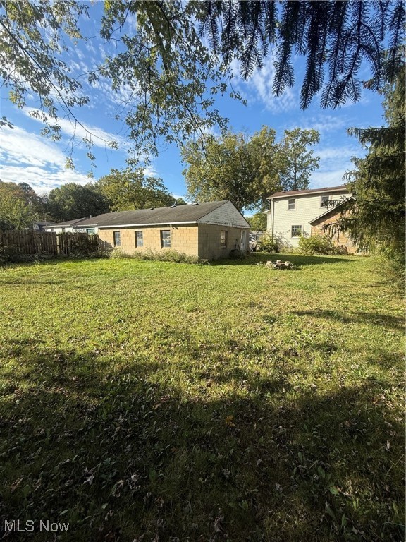1945 Norwood Street NW Warren OH 44485