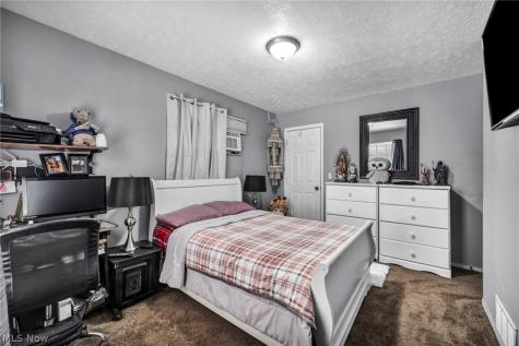 12500 Woodside Avenue Cleveland OH 44108