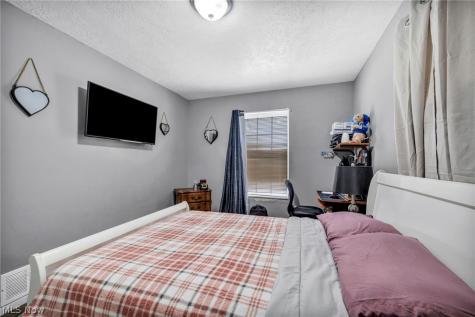 12500 Woodside Avenue Cleveland OH 44108