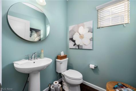 2430 Woodhawk Lane Avon OH 44011