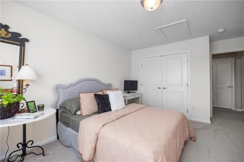 2430 Woodhawk Lane Avon OH 44011