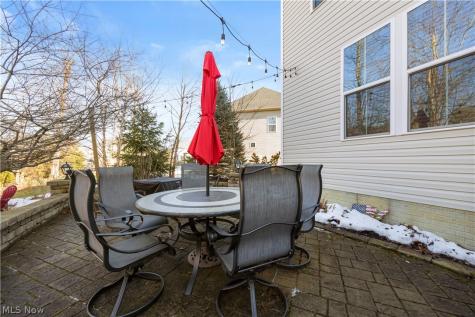 2430 Woodhawk Lane Avon OH 44011