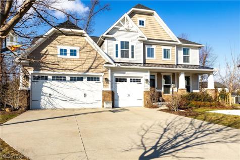 2430 Woodhawk Lane Avon OH 44011