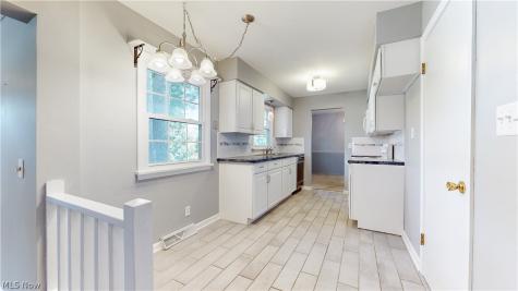 143 East Garwood Drive Tallmadge OH 44278