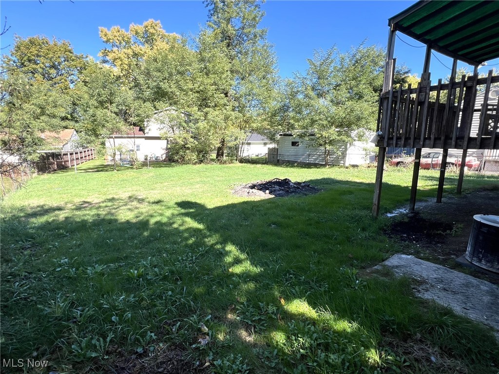 2487 Delaware Avenue Akron OH 44312