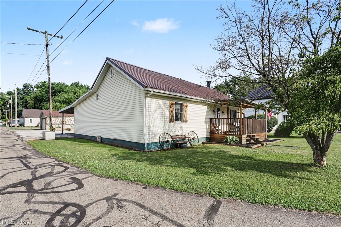 108 Washington Street Coshocton OH 43812