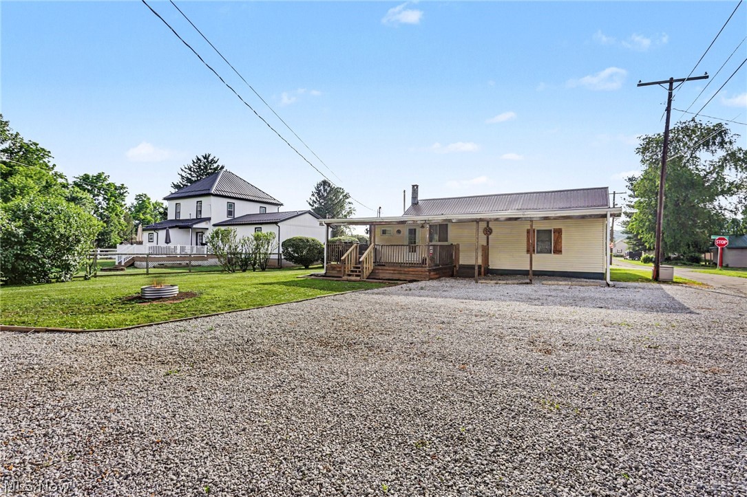 108 Washington Street Coshocton OH 43812