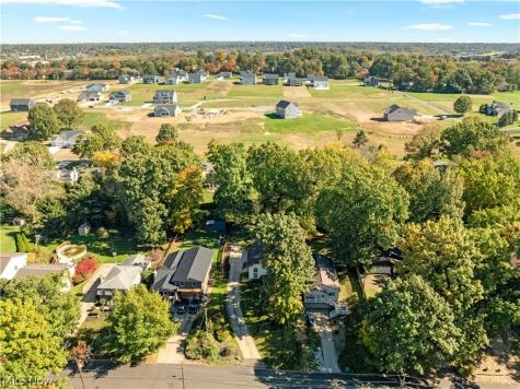 6274 Woodmoor Avenue NW Canton OH 44718