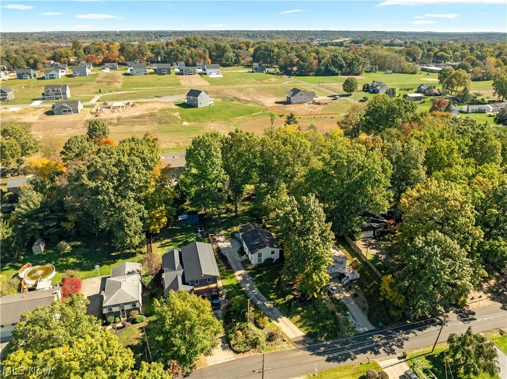 6274 Woodmoor Avenue NW Canton OH 44718