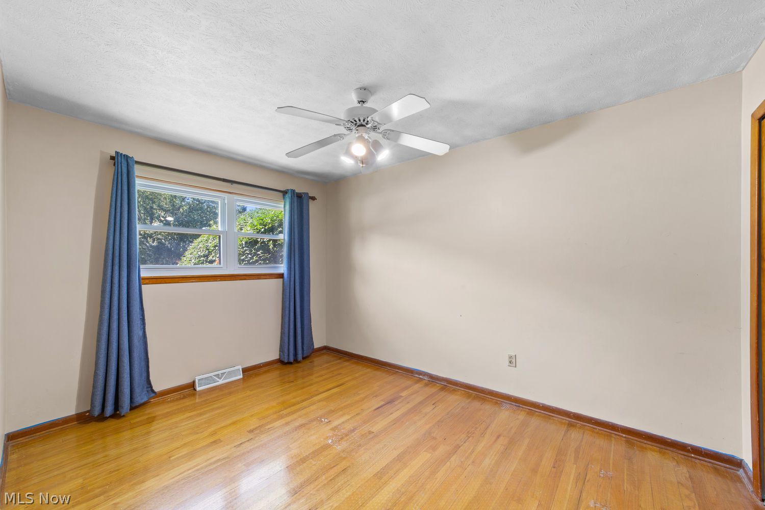4428 Oak Lane North Olmsted OH 44070