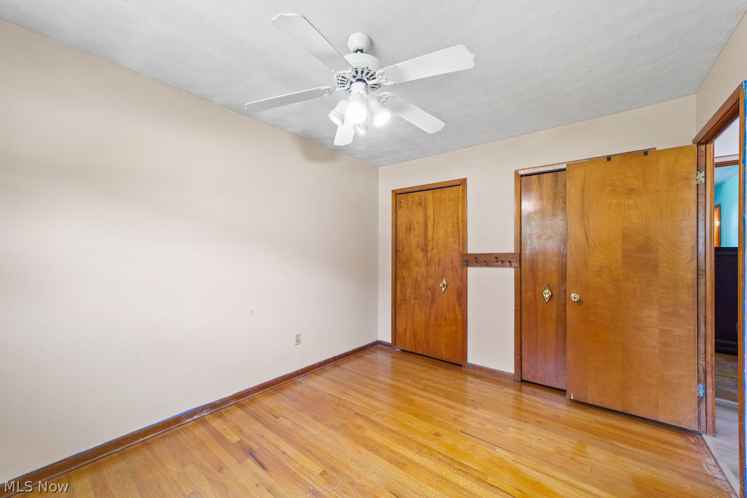 4428 Oak Lane North Olmsted OH 44070