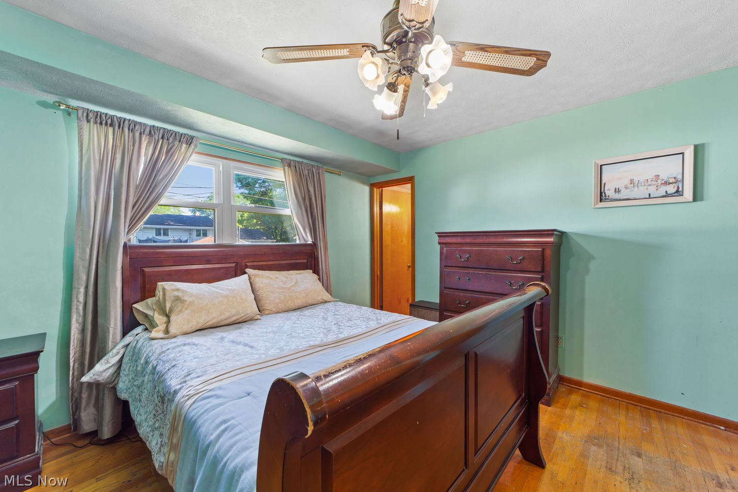 4428 Oak Lane North Olmsted OH 44070