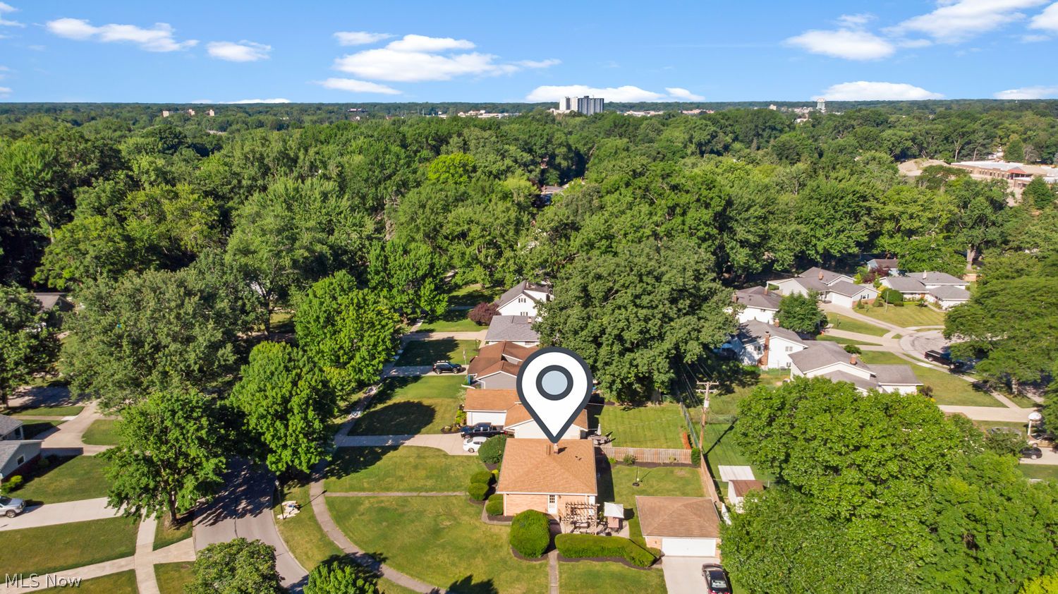 4428 Oak Lane North Olmsted OH 44070