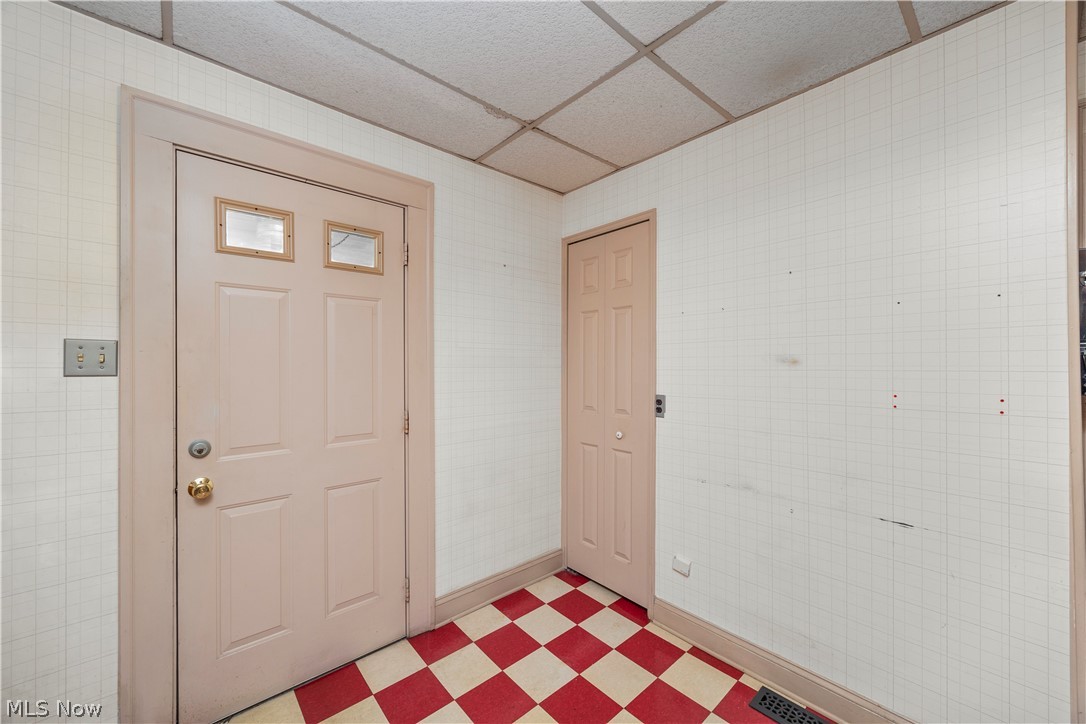 11301 Linnet Avenue Cleveland OH 44111