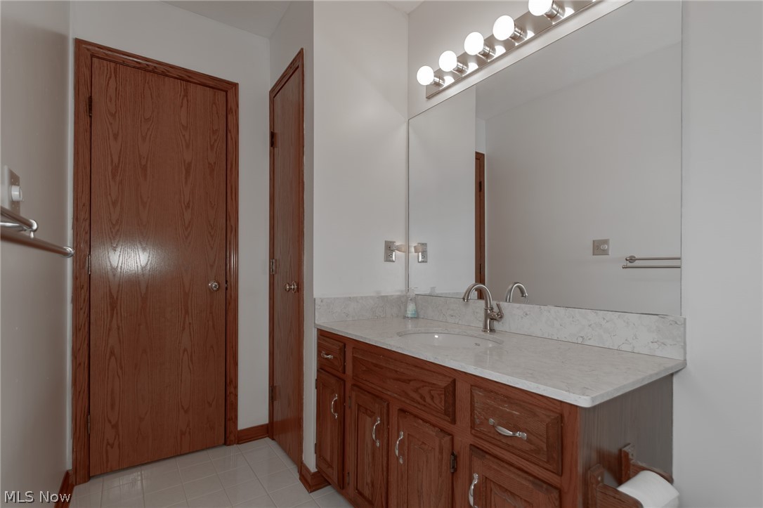 2870 Istra Lane Willoughby Hills OH 44092