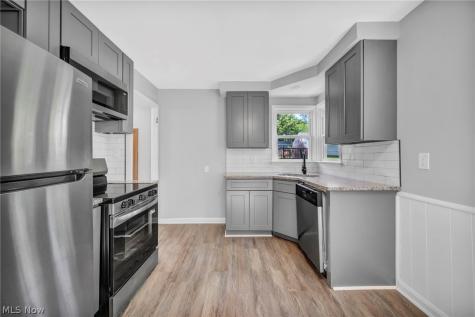 90 Cowles Avenue Bedford OH 44146