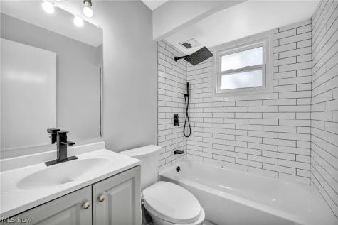 90 Cowles Avenue Bedford OH 44146