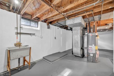 90 Cowles Avenue Bedford OH 44146