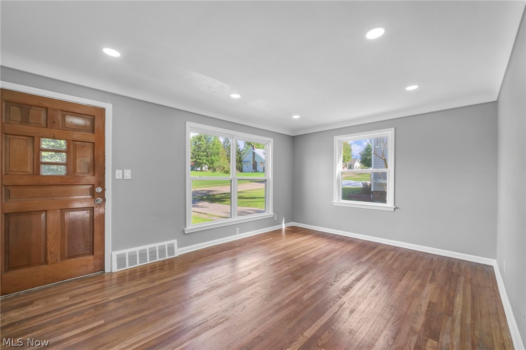 90 Cowles Avenue Bedford OH 44146