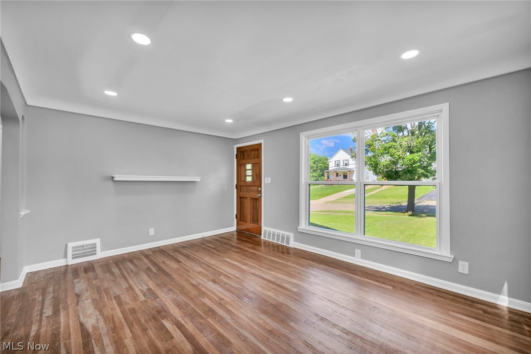 90 Cowles Avenue Bedford OH 44146