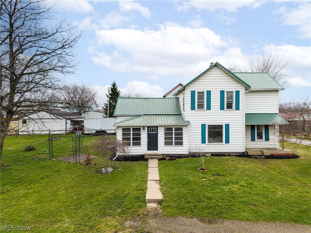 153 Schaff Alley Creston OH 44217