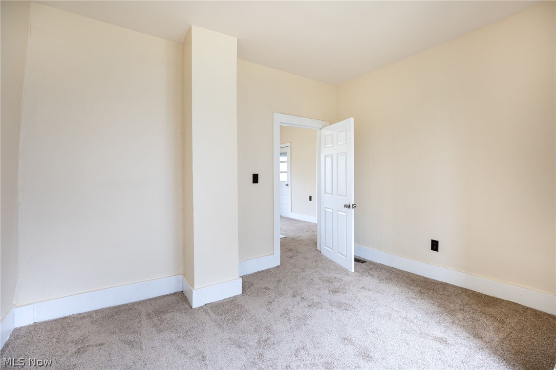 153 Schaff Alley Creston OH 44217