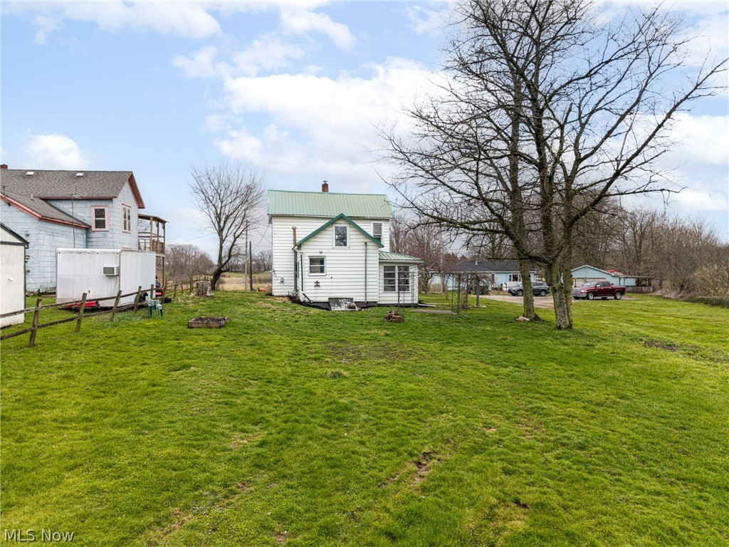 153 Schaff Alley Creston OH 44217