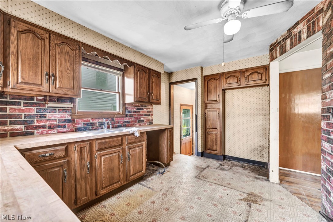 1513 Maple Drive Lorain OH 44052