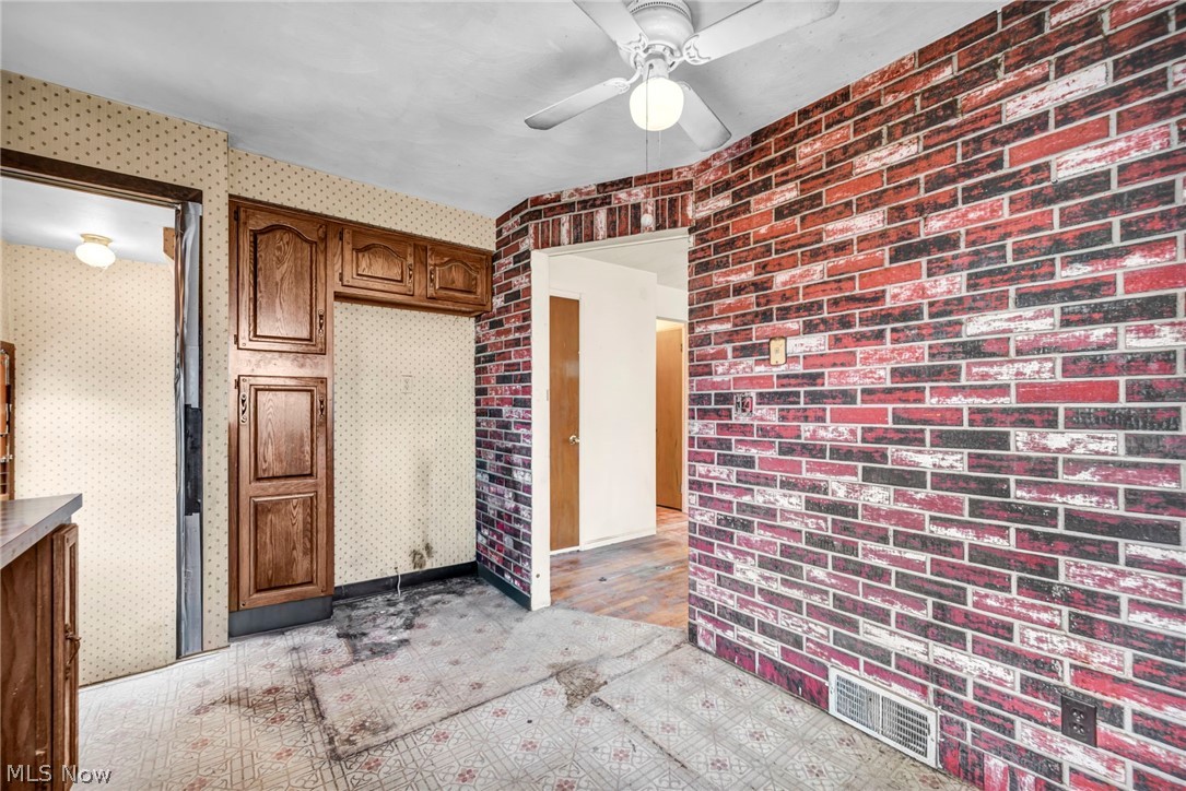 1513 Maple Drive Lorain OH 44052