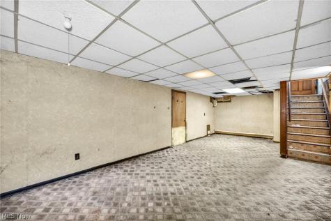 1513 Maple Drive Lorain OH 44052