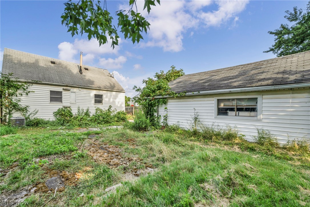 1513 Maple Drive Lorain OH 44052