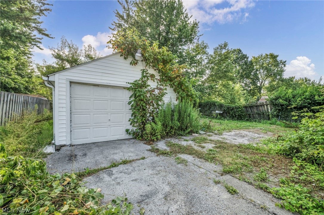 1513 Maple Drive Lorain OH 44052