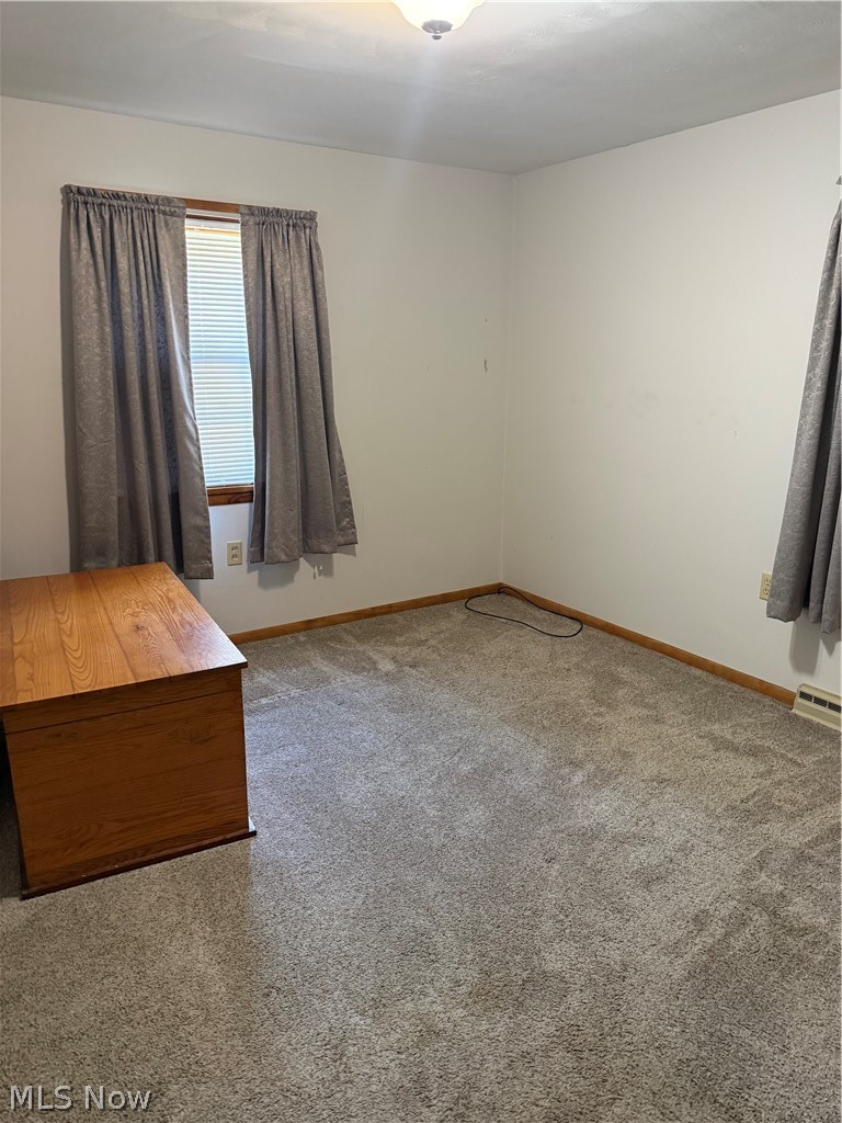 203 W Main Road Conneaut OH 44030