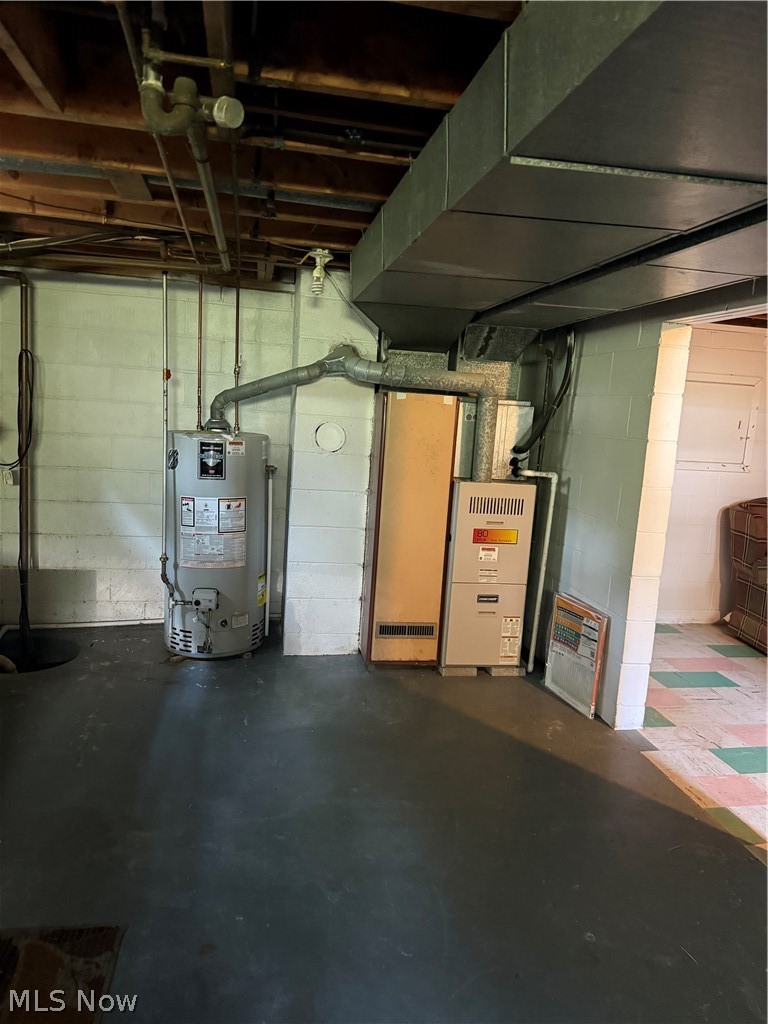 203 W Main Road Conneaut OH 44030
