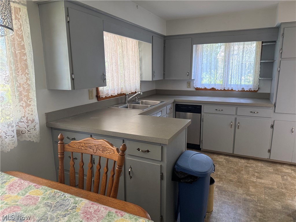 203 W Main Road Conneaut OH 44030