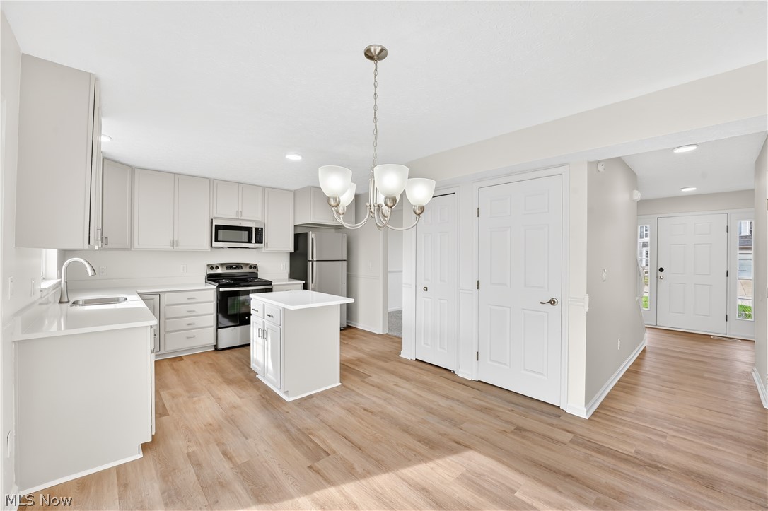 87 Crystal Court Brunswick OH 44212