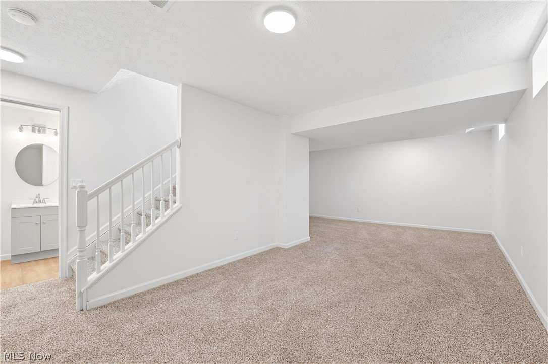 87 Crystal Court Brunswick OH 44212