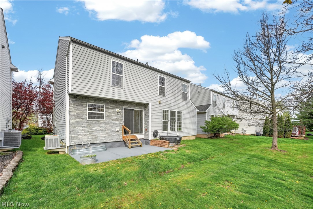87 Crystal Court Brunswick OH 44212
