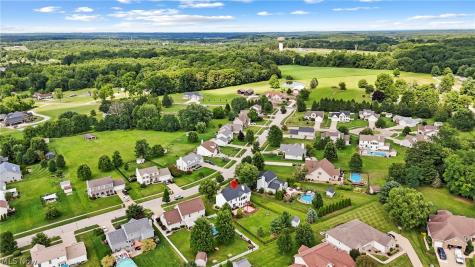 4374 Pletzer Boulevard Rootstown OH 44272